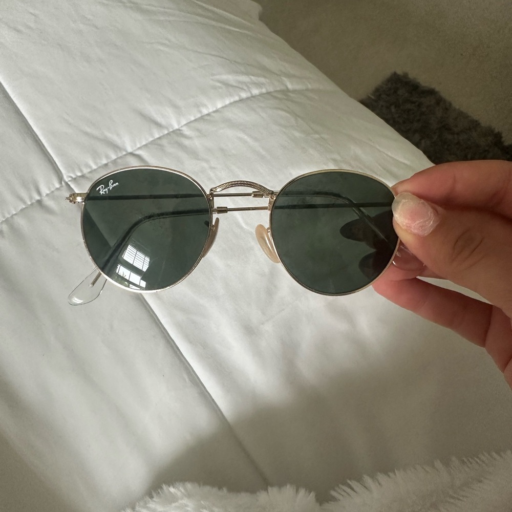 Ray Bans Circular Metallic Sunglasses Round Frame